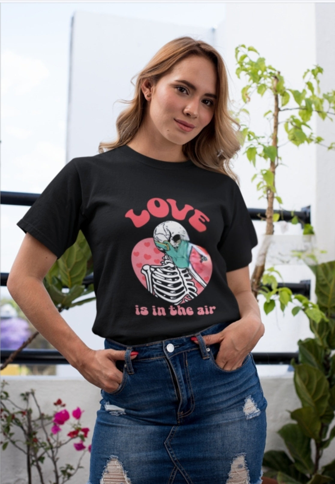 Love in the Air Graphic Tee